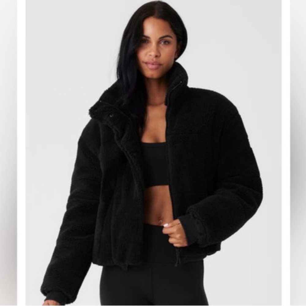 ALO Yoga Black Snow Angel Puffer Sherpa Jacket